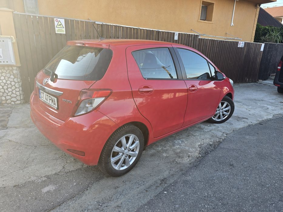 Toyota Yaris benzina