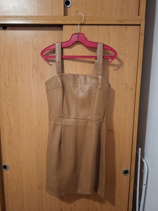 Кафява рокля от изкуствена еко кожа