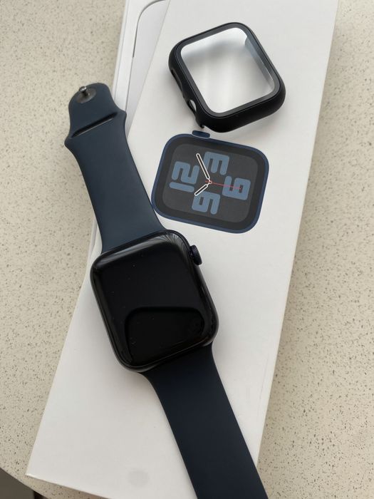 Apple Watch SE(2023), GPS, Cellular, 44 mm