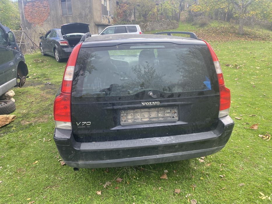 Volvo V70 2006г 2.4 140кс