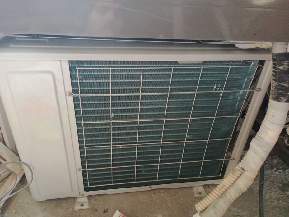 Продавам климатик NORDSTAR-12 000 BTU използван.