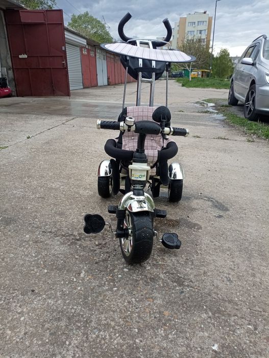 Децка Триколка .