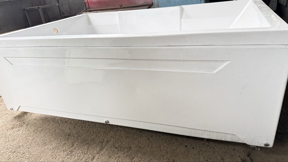 ванна сотилади как бассейн