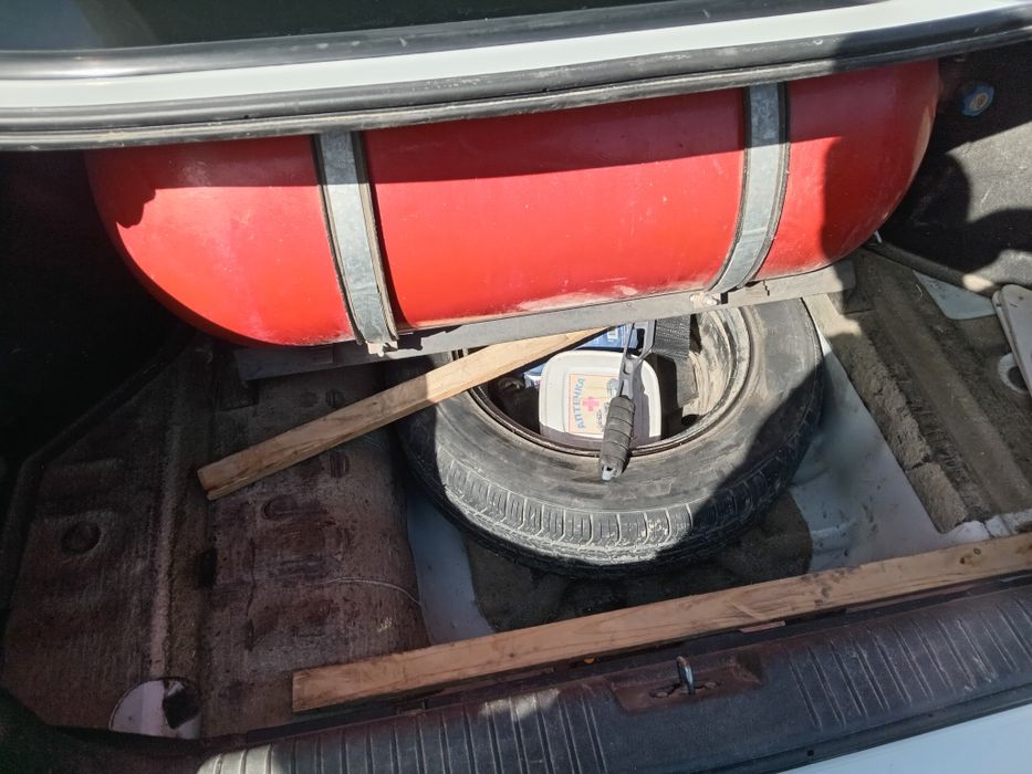 1.8 Lasseti sotiladi