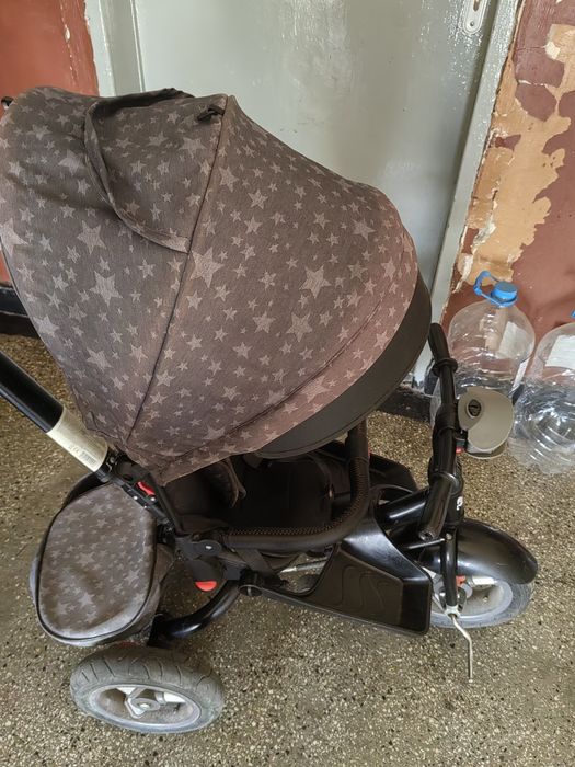 Детска триколка.