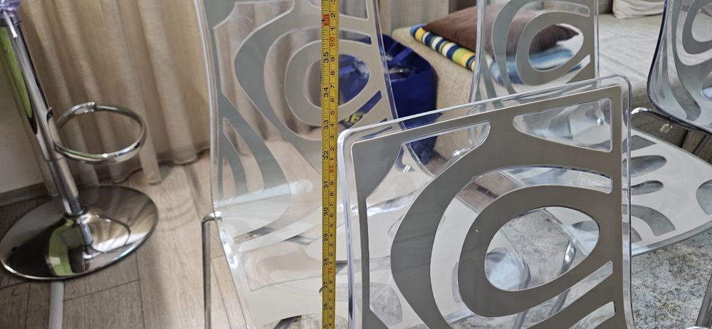 Продавам комплект модерни дизайнерски столове – 6 броя