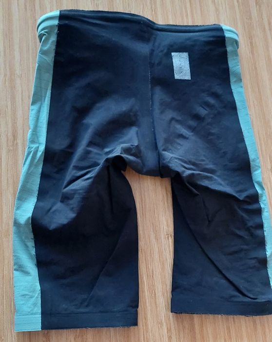 Бански Arena carbon air 22 номер