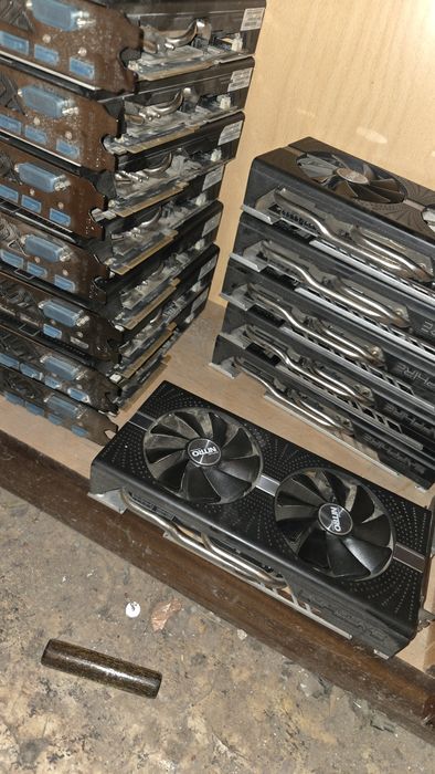 Rx 580 sapphire        8gb
