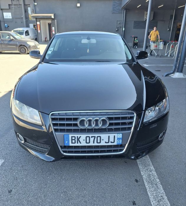 Audi a5 2.0 Tdi An 2012 masina merge si arata foarte bine