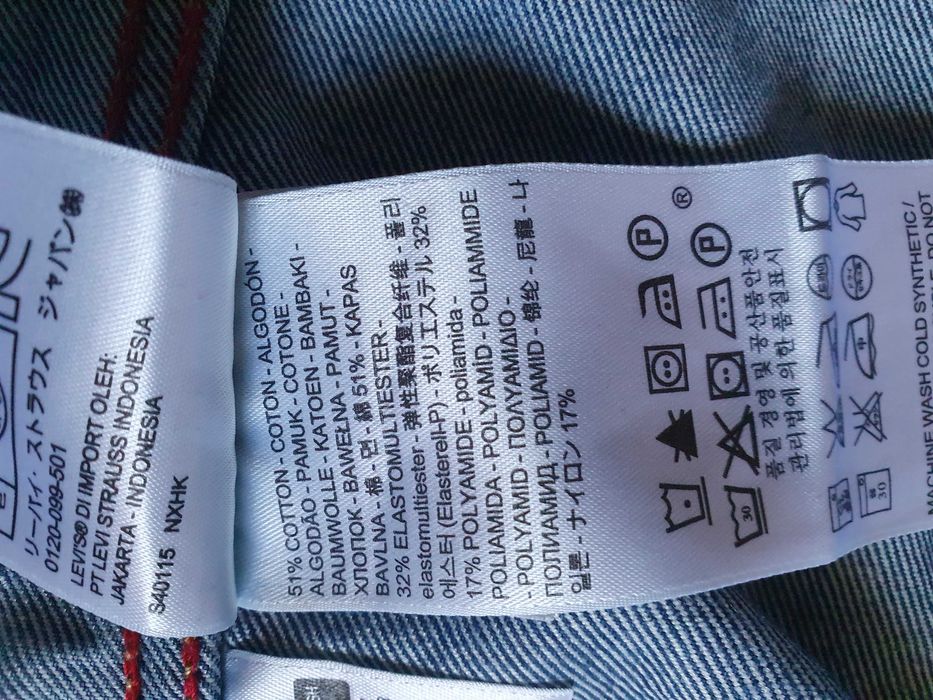 Geaca de blugi LEVI'S Trucker Jacket - Marimea S