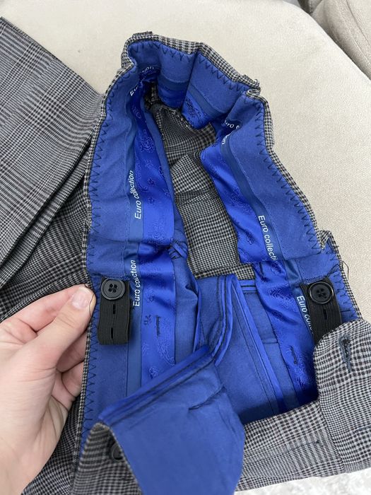 Клетчатый костюм