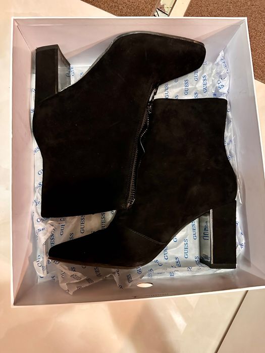 Дамски боти Guess