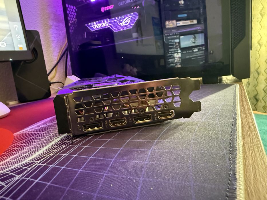 Vand placa video rtx 3060 ti