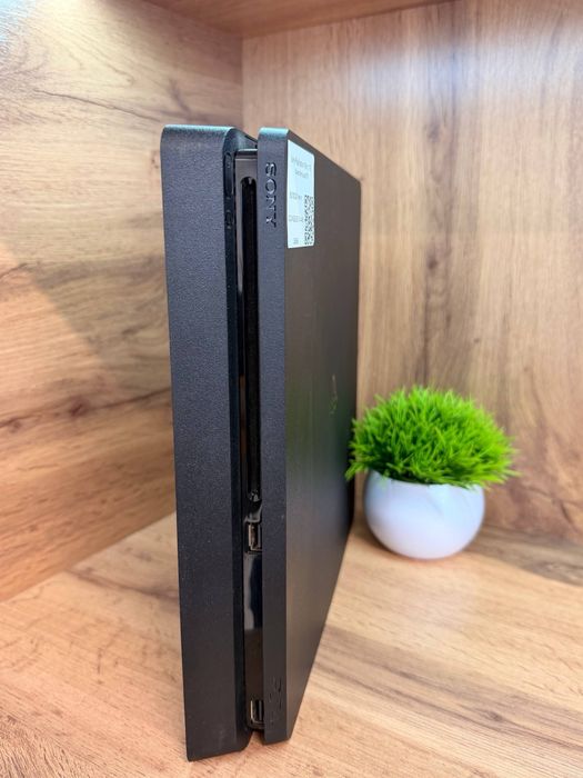 PlayStation 4 Slim 500 GB
