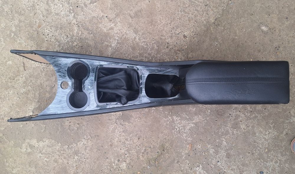 Sparkga bar sotiladi