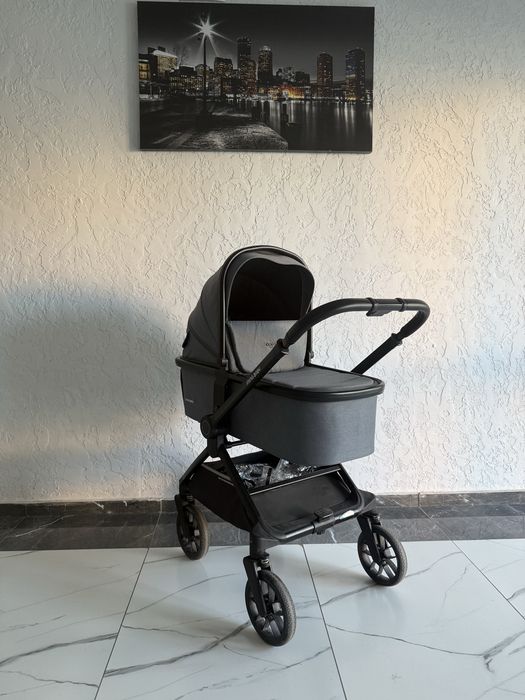 Продам детскую коляску 2 в 1