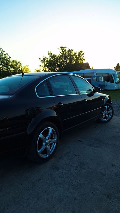 VOLKSWAGEN Passat 2004 — imagine 2