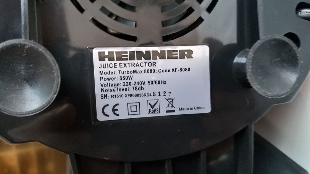 Storcator de fructe si legume Heinner TurboMax 8080