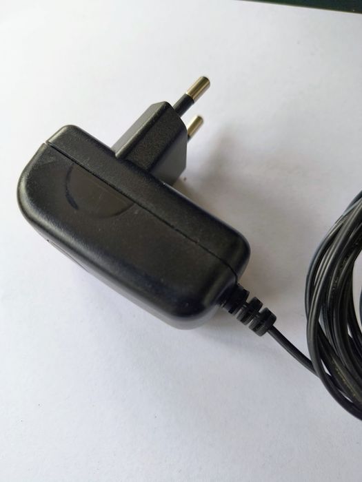 Alimentator 22V- 0,2A pentru electrocasnice 220V