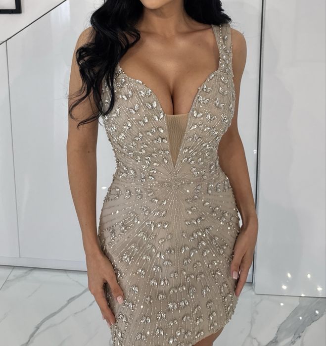 Rochie bijuterie