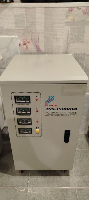 Продам стабилизатор напряжения