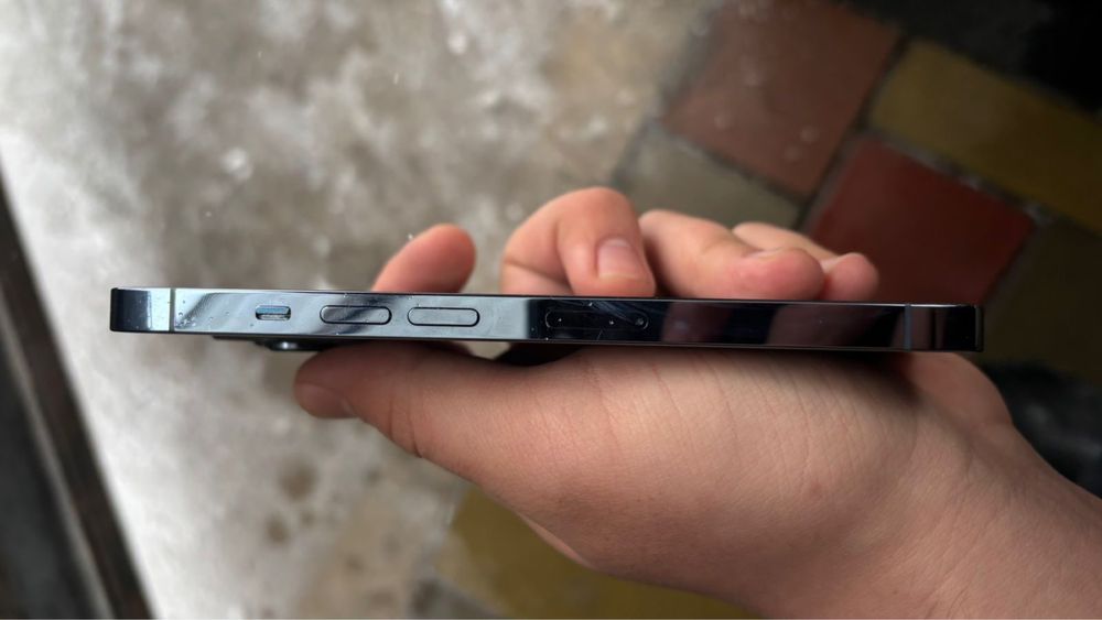 Продам айфон 13 про