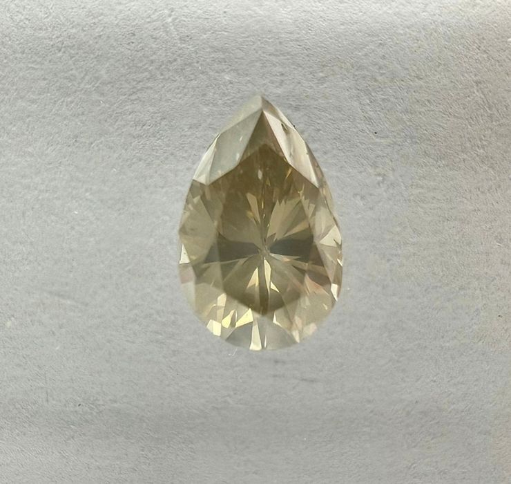 Цветни  диамант + Paraíba турмалин (сертифицирани)