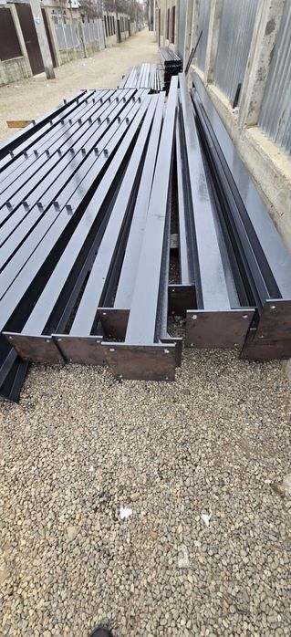 Vand structura metalica se poate oferi si montajul
