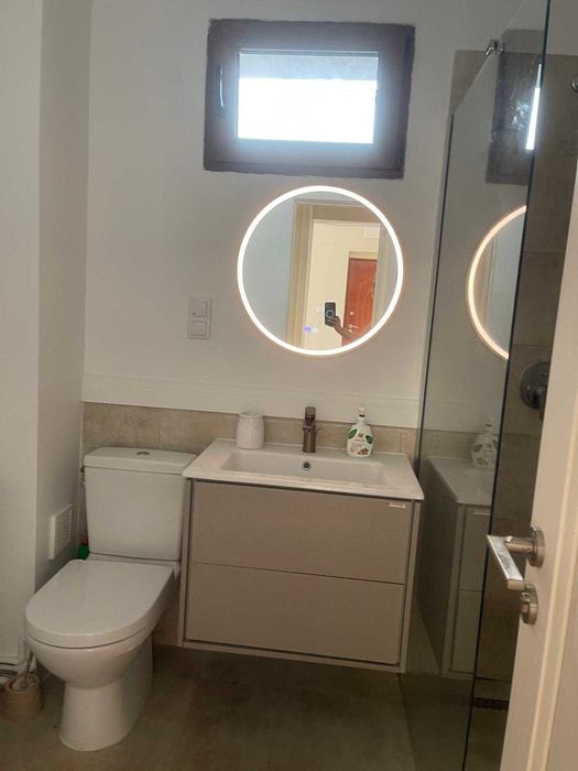 Apartament semicentral, în asociație, premium, cu finisaje de lux.