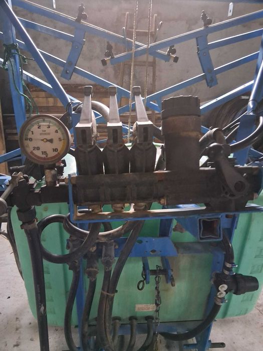 Instalație erbicidat met