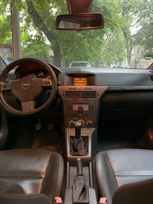 Rent a Car Pier Auto