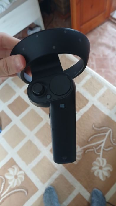 Продаю Вр шлем HP Reverb VR Headset