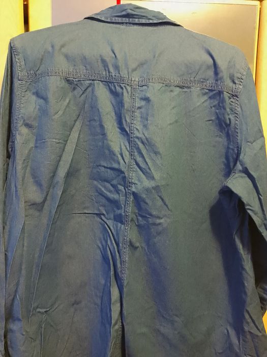 Cămașa de blugi bărbătească ,noua, cumpărată din Spania .Mărimea 46/XL