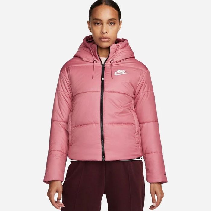 Яке Nike Xs розово
