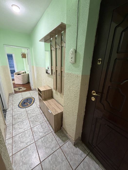 Apartament 2 camere zona fostelor Galerii Soveja