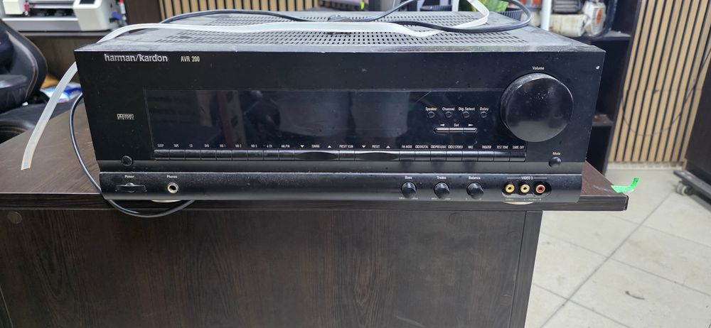 Harman Kardon AVR200