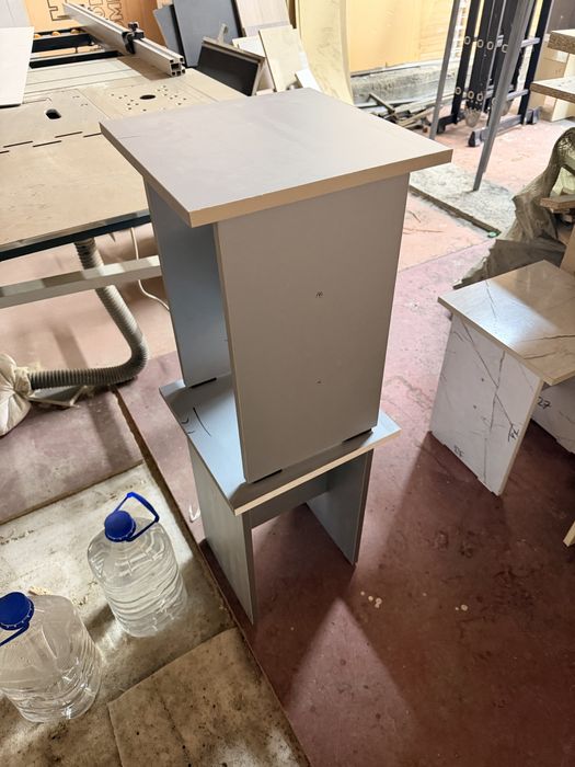 Табуретки разные