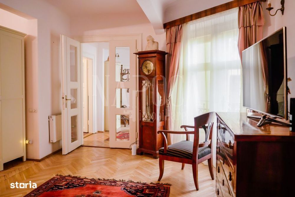 Apartament 3 camere de vanzare in Centru, Cluj Napoca
