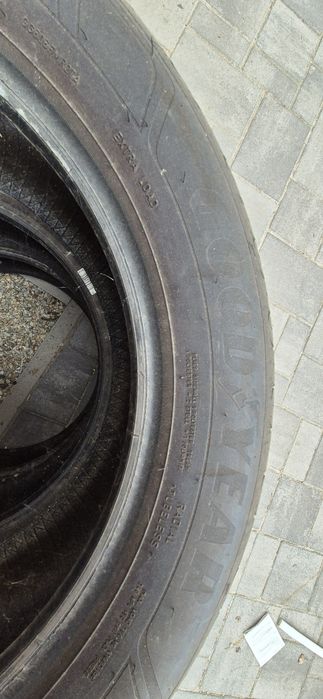 Goodyear 215 55 r17 98w