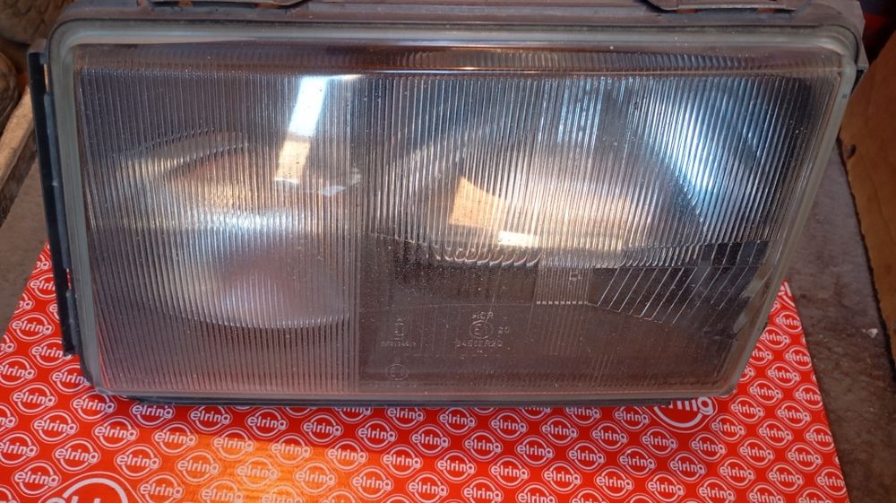 Продам фару Мерседес 124