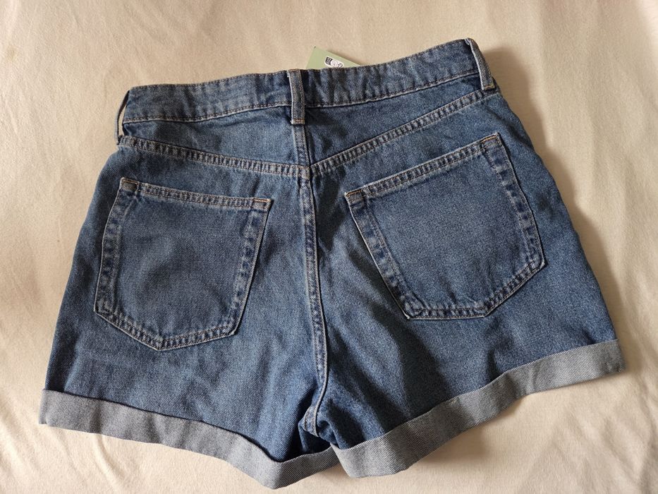 Pantaloni scurti H&M