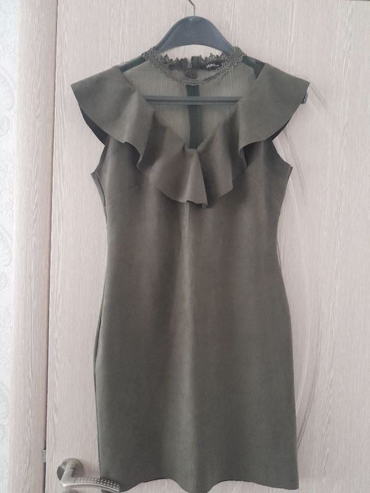 Нова    рокля.      .