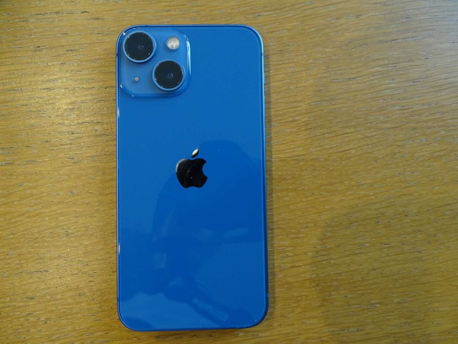 iPhone 13 mini 128GB отлично състояние