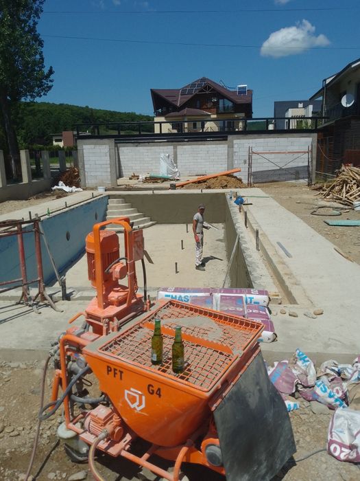 Execut fundații si case