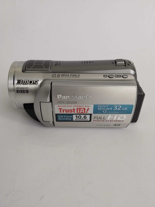 Panasonic HDC-SD200 цифрова видеокамера японска нова