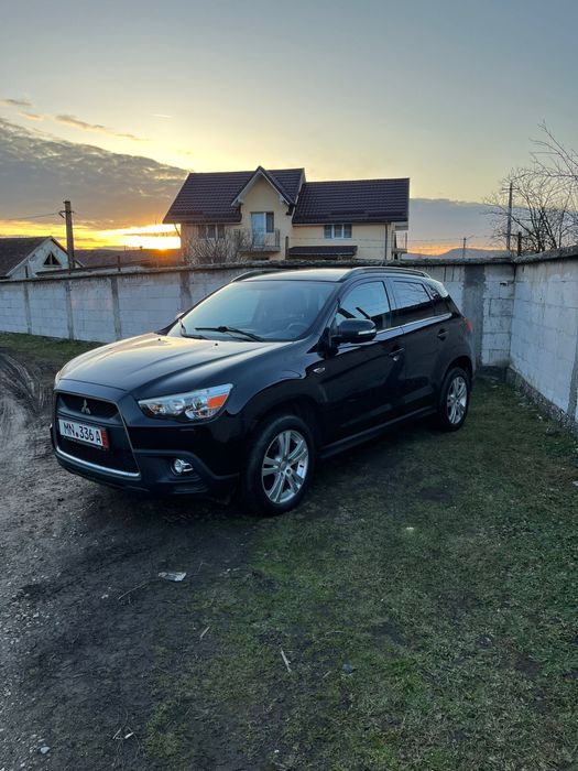 Vând Mitsubishi Asx recent intrat în țară