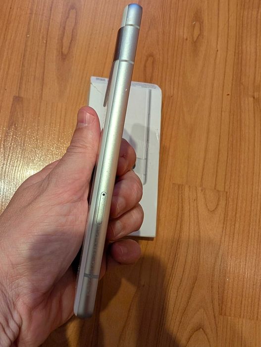 телефон Google Pixel 7a, в добро състояние