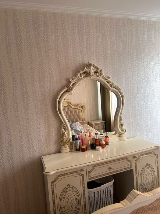 Спальни  гардероб сатылады