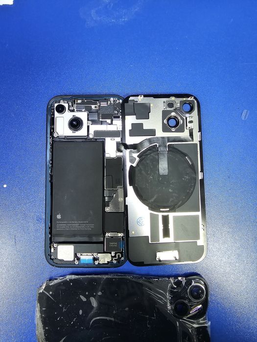 Sticla spate iPhone 15