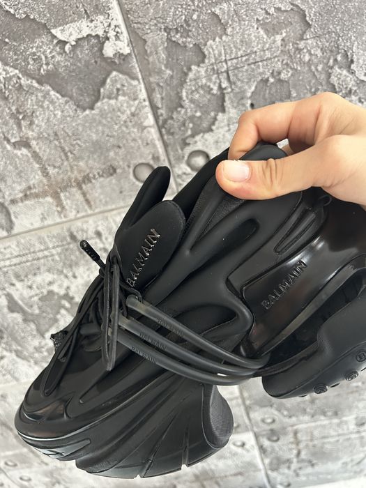 Balmain unicorn 37